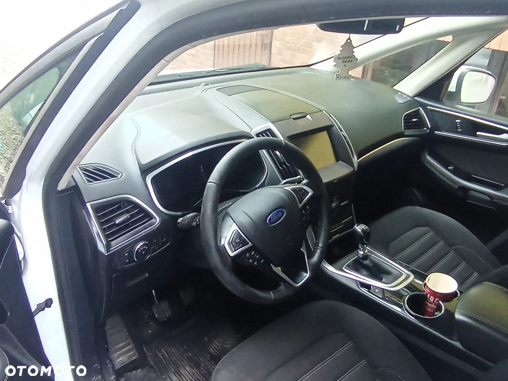 Ford Galaxy 2.0 TDCi 4WD Titanium - 4