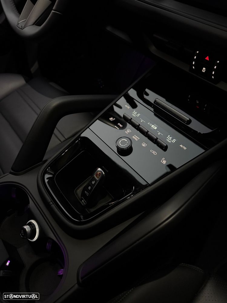 Porsche Cayenne Coupé E-Hybrid Tiptronic S Black Edition - 11