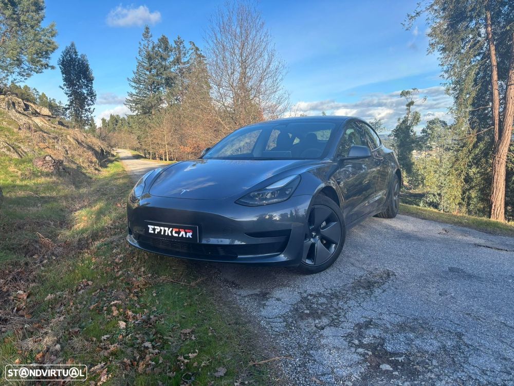 Tesla Model 3 Standard Range Plus RWD - 4
