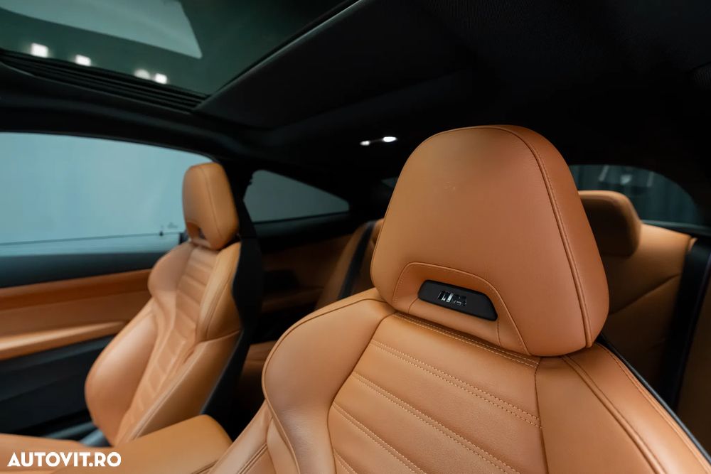 BMW M4 M440i xDrive - 31