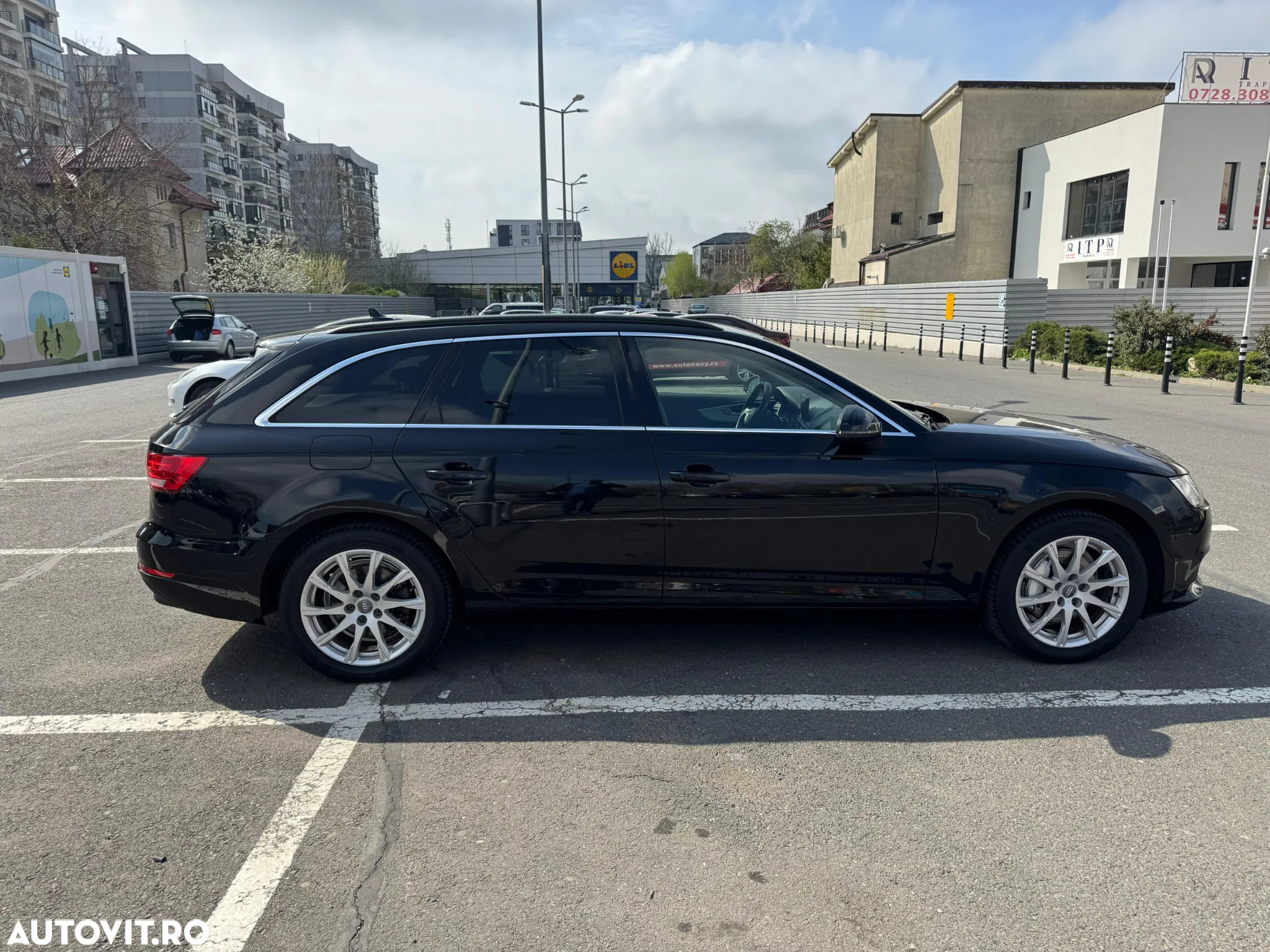 Audi A4 Avant 2.0 40 TDI quattro S tronic Advanced - 2