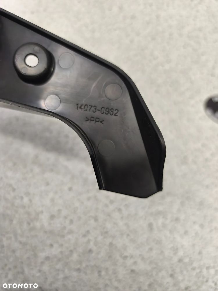 Wypełnienie, owiewka, osłona Kawasaki Z900 Z 900 - 7