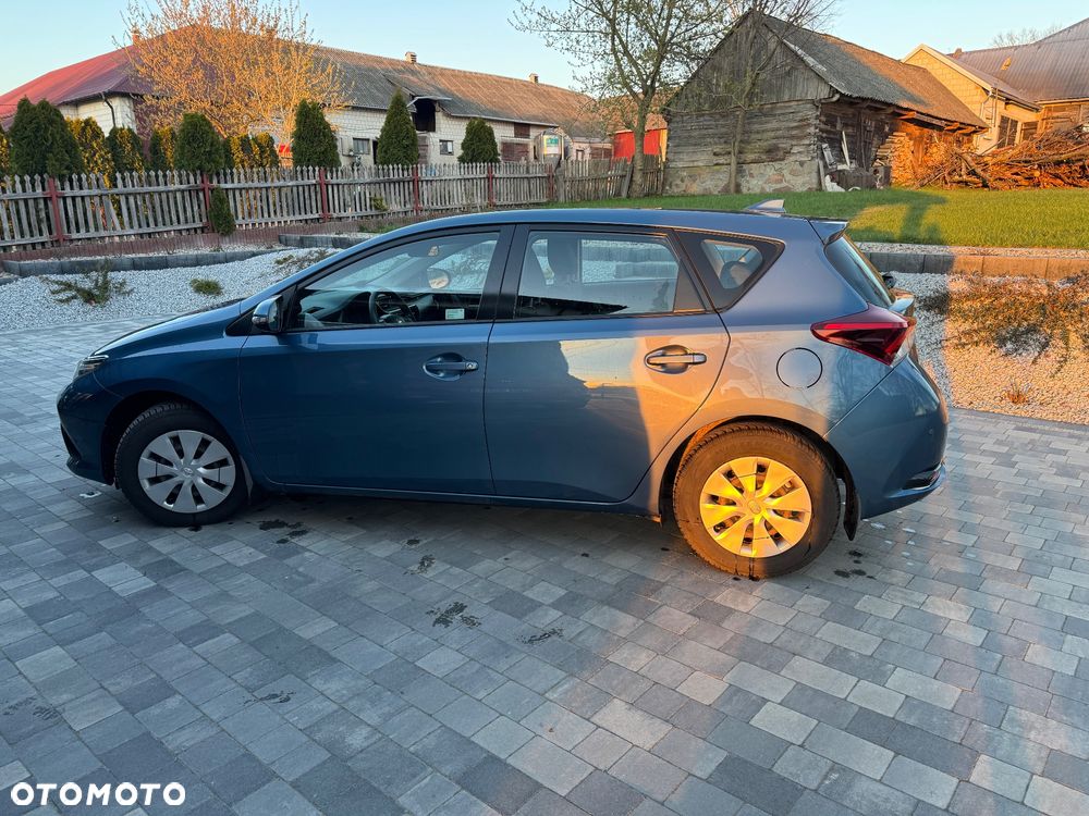 Toyota Auris 1.6 Active - 2