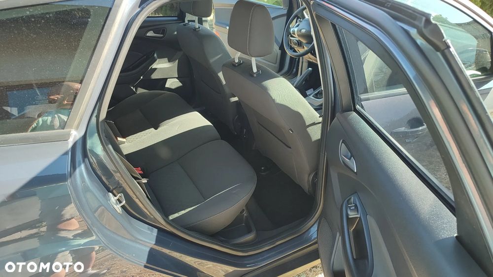 Ford Focus 1.0 EcoBoost Start-Stopp-System Business Edition - 18