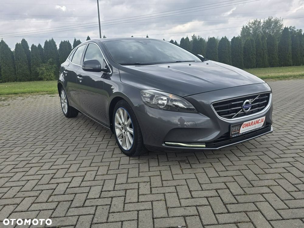 Volvo V40 - 2