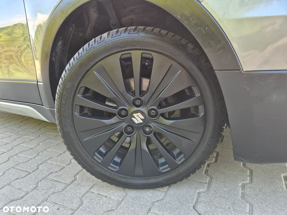 Suzuki SX4 S-Cross - 13