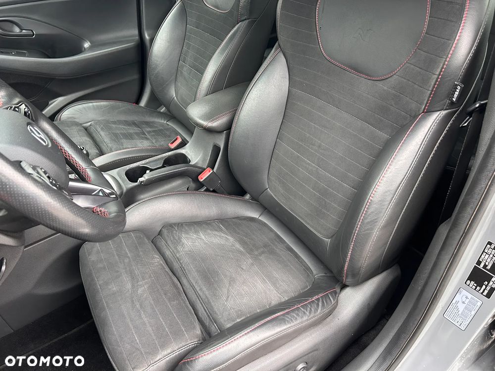Hyundai i30 N - 16