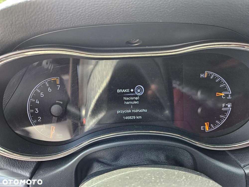 Jeep Grand Cherokee - 20