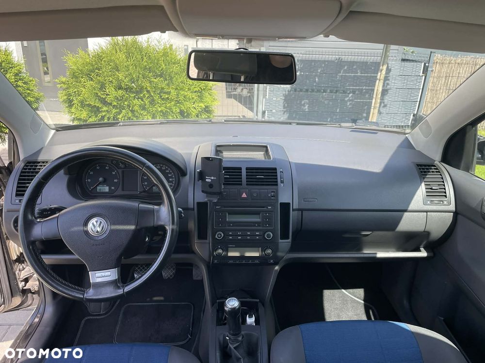 Volkswagen Polo 1.4 Tour - 12