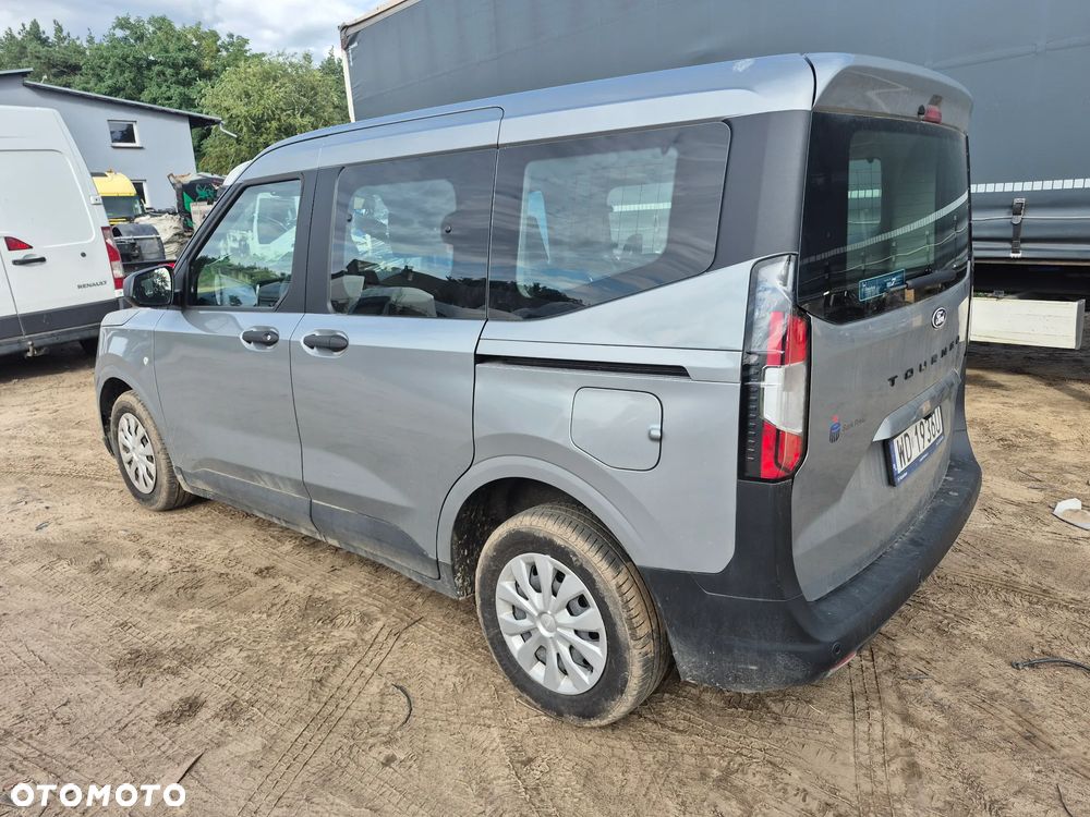 Ford Tourneo Courier 1.0 EcoBoost Active - 2