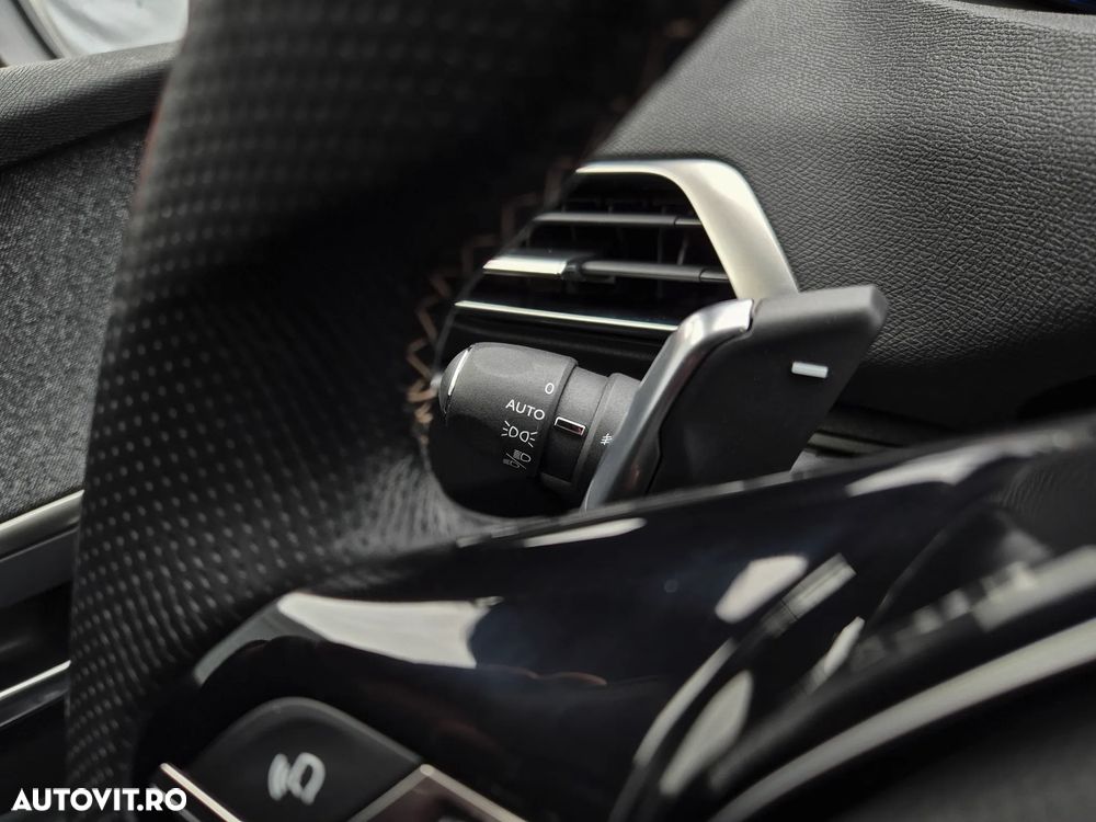 Peugeot 3008 1.6 THP EAT6 GT-Line - 18