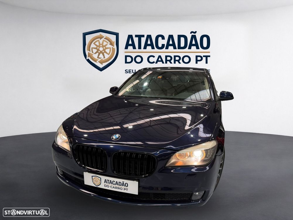 BMW 740 — fotografia 2