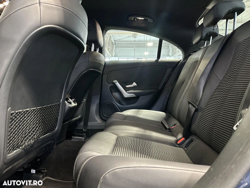 Mercedes-Benz CLA 180 d 7G-DCT - 12