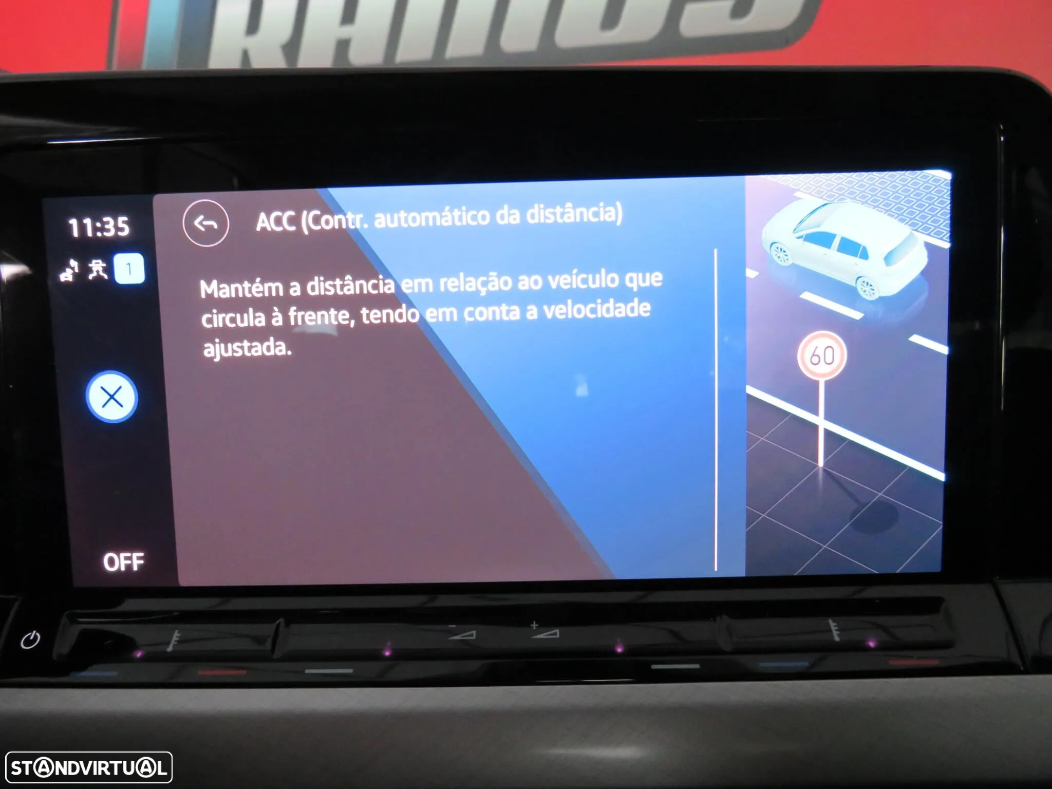 VW Golf 1.0 eTSI Life DSG - 33