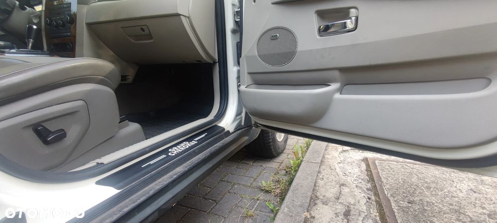 Jeep Grand Cherokee 5.7 V8 HEMI 4WD Automatik S - 16