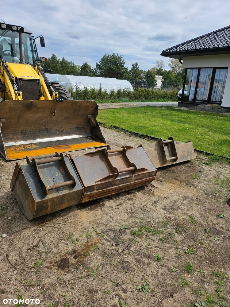 New Holland B115C - 16