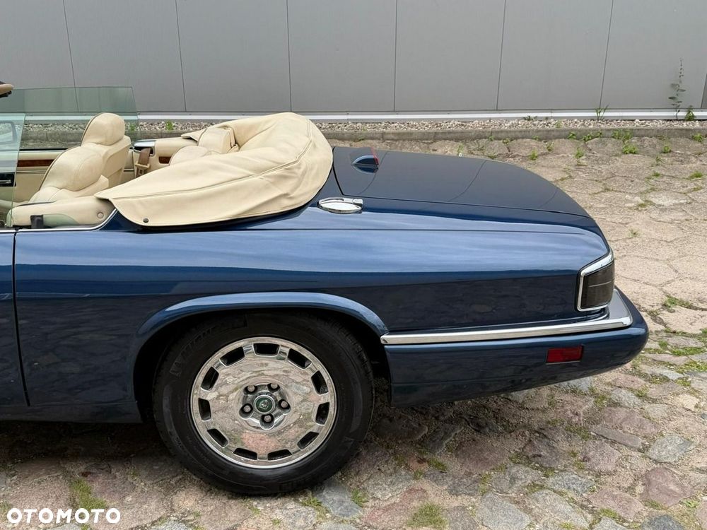 Jaguar XJS - 16