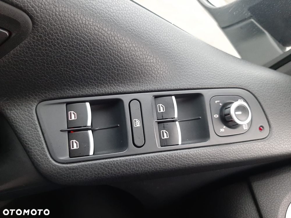 Volkswagen Tiguan 2.0 TDI DPF BlueMotion Technology Cup Sport & Style - 40