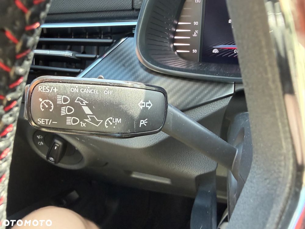 Skoda Kamiq 1.5 TSI Monte Carlo DSG - 32