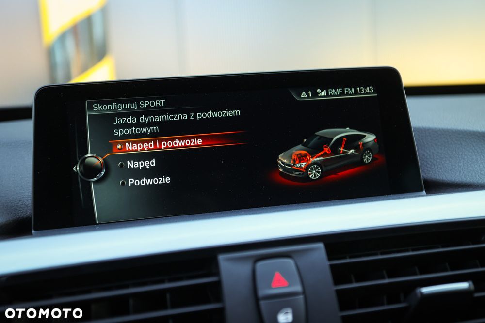 BMW Seria 3 330i M Sport Shadow sport - 39