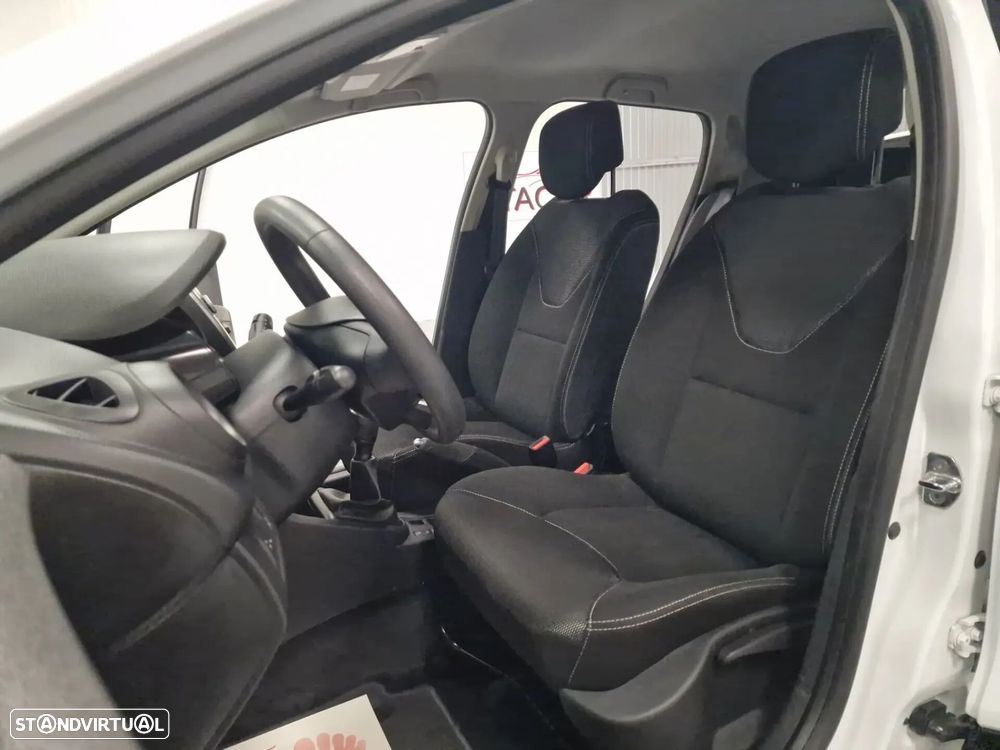 Renault Clio - 53