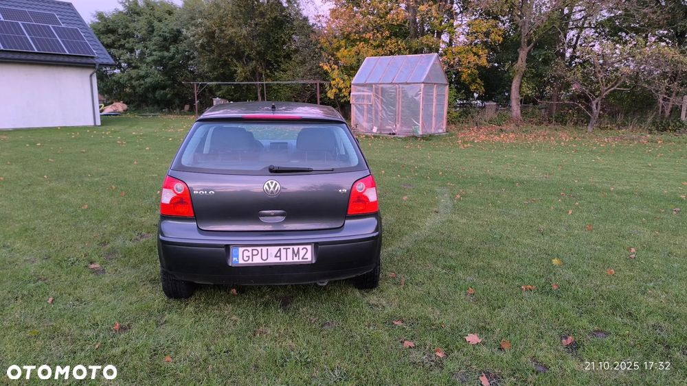 Volkswagen Polo 1.2 Tour - 4