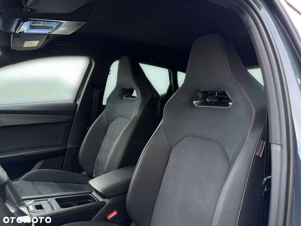 Cupra Formentor 1.5 eTSI mHEV DSG - 13