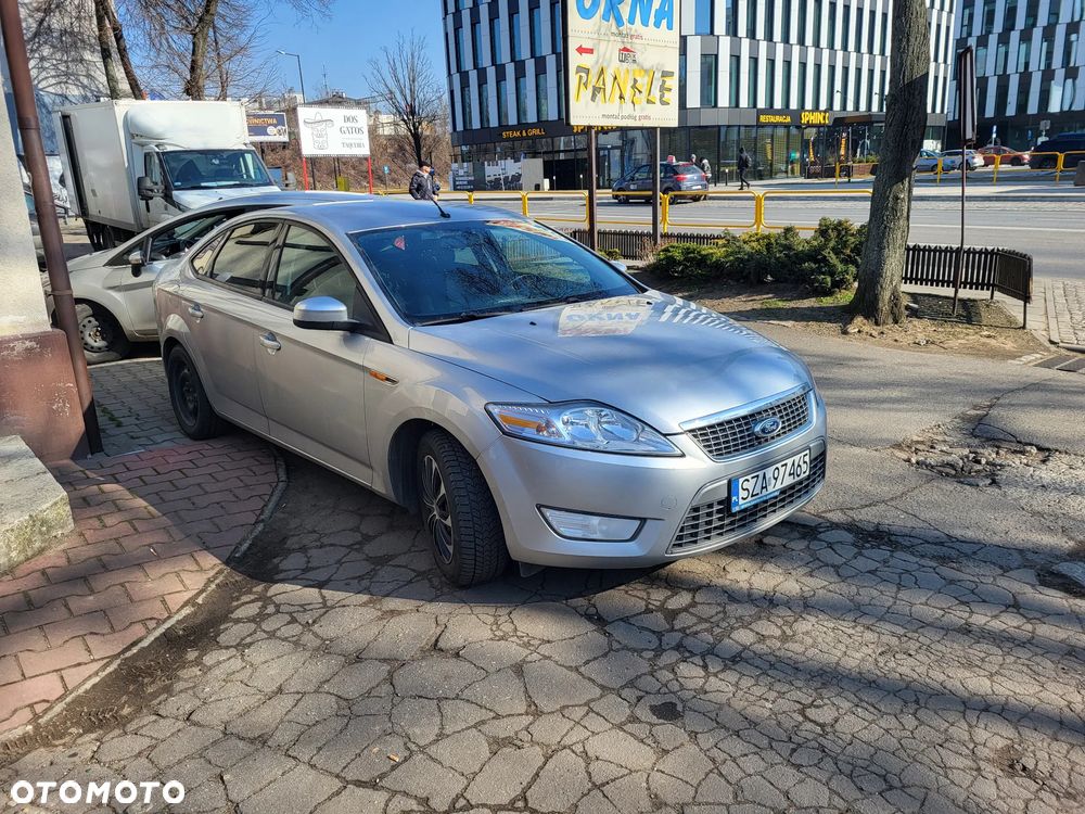 Ford Mondeo 2.0 Ambiente - 3