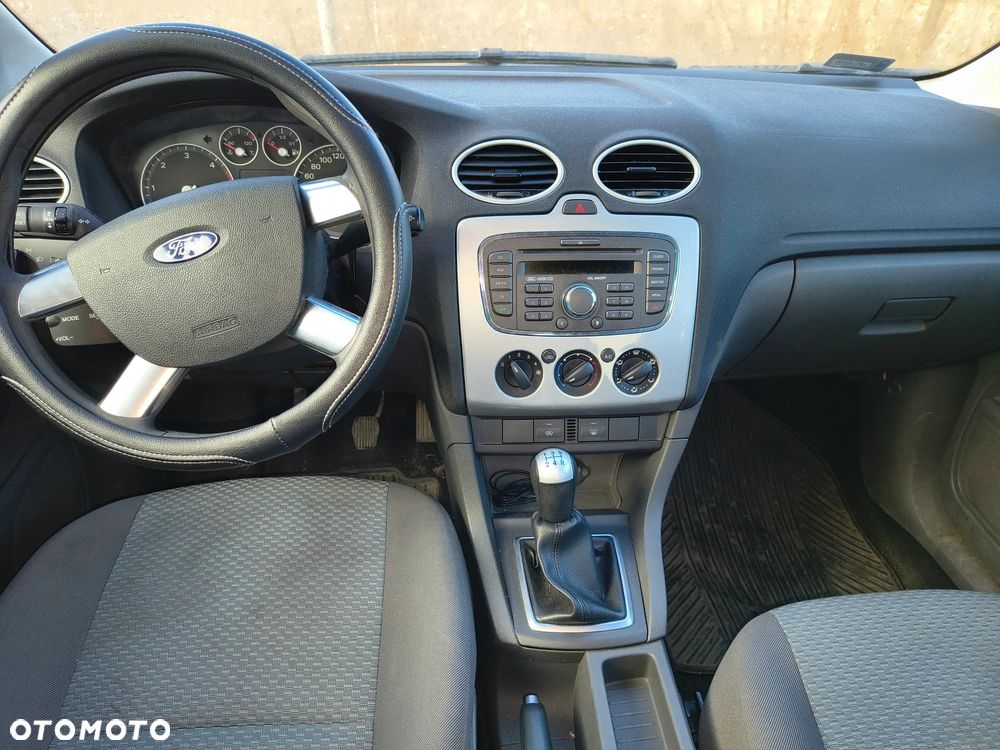 Ford Focus 1.6 TDCi Ambiente - 10