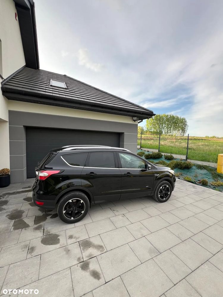 Ford Kuga 1.5 EcoBoost 4x4 Titanium - 2