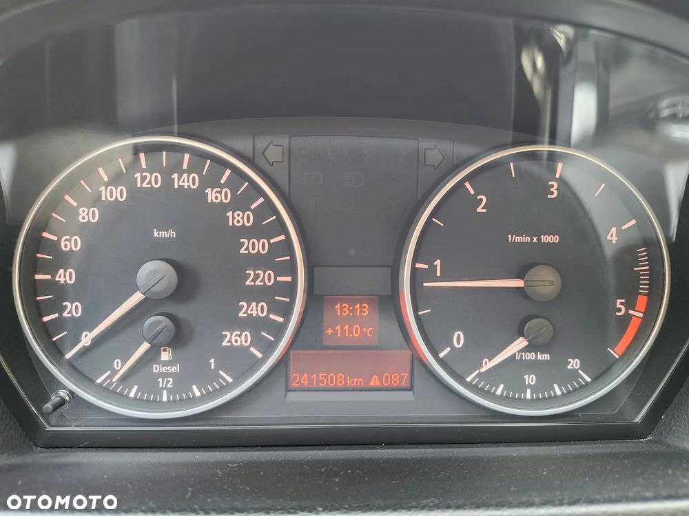 BMW Seria 3 - 18