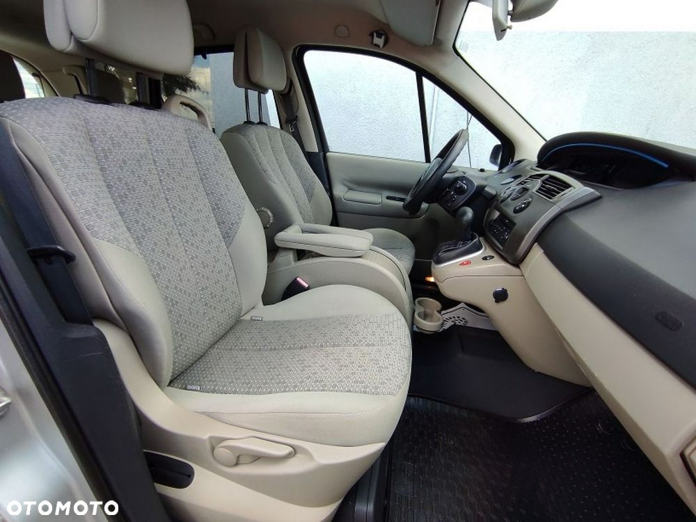 Renault Scenic - 13
