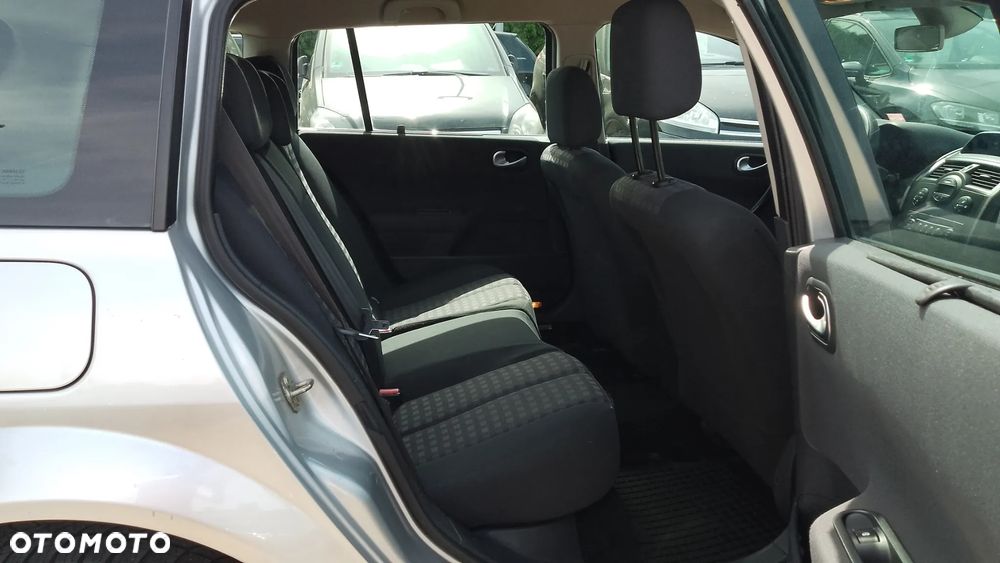 Renault Megane 1.6 Exception - 18
