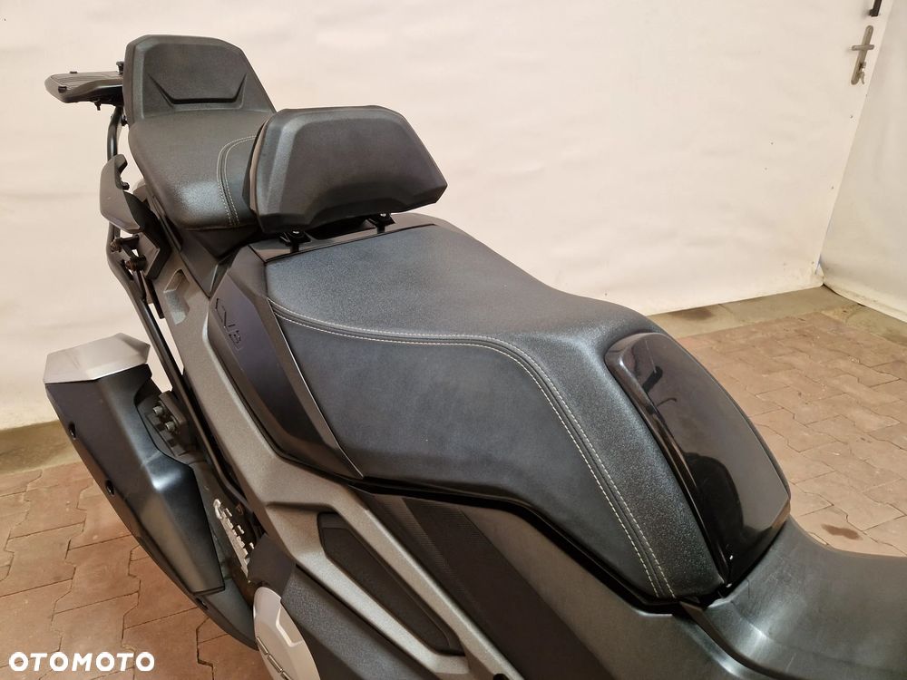 Kymco CV3 - 21