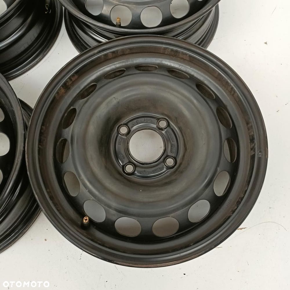 Felgi 4x108 15 Opel Corsa F + Kołpaki 4szt (F3933) - 4