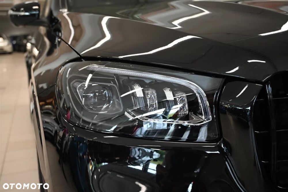 Mercedes-Benz GLS 400 d 4-Matic - 23