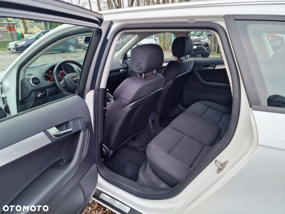 Audi A3 Sportback - 8