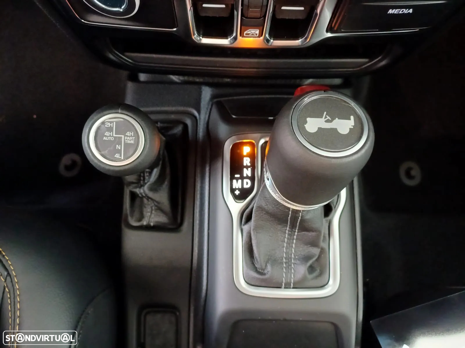 Jeep Wrangler - 12