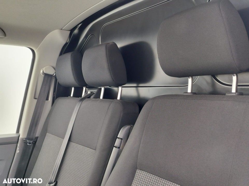 Volkswagen Transporter - 9