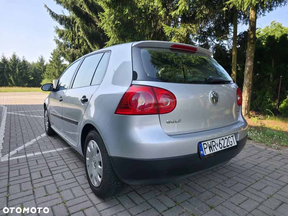 Volkswagen Golf - 4