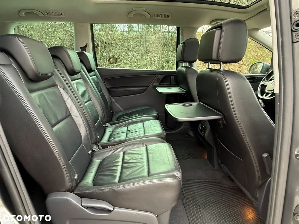 Volkswagen Sharan 2.0 TDI (BlueMotion Technology) Highline - 32