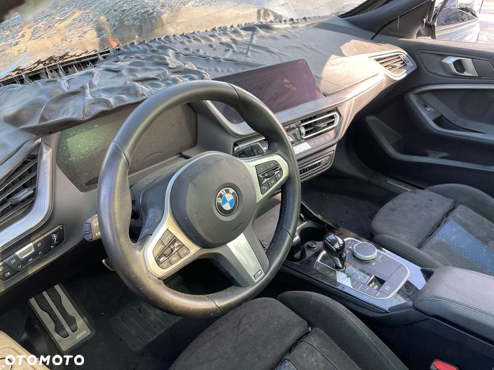 BMW Seria 1 118i Edition M Sport Shadow - 8