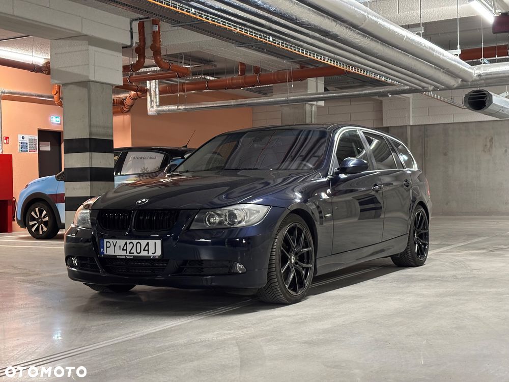 BMW Seria 3 335xi - 2