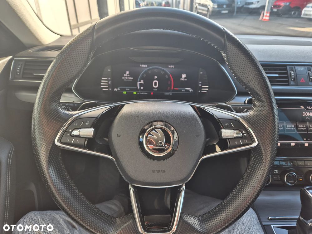 Skoda Superb 2.0 TSI Style DSG - 25