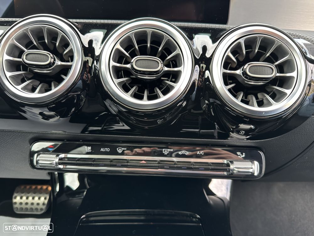 Mercedes-Benz CLA 180 7G-DCT AMG Line - 49