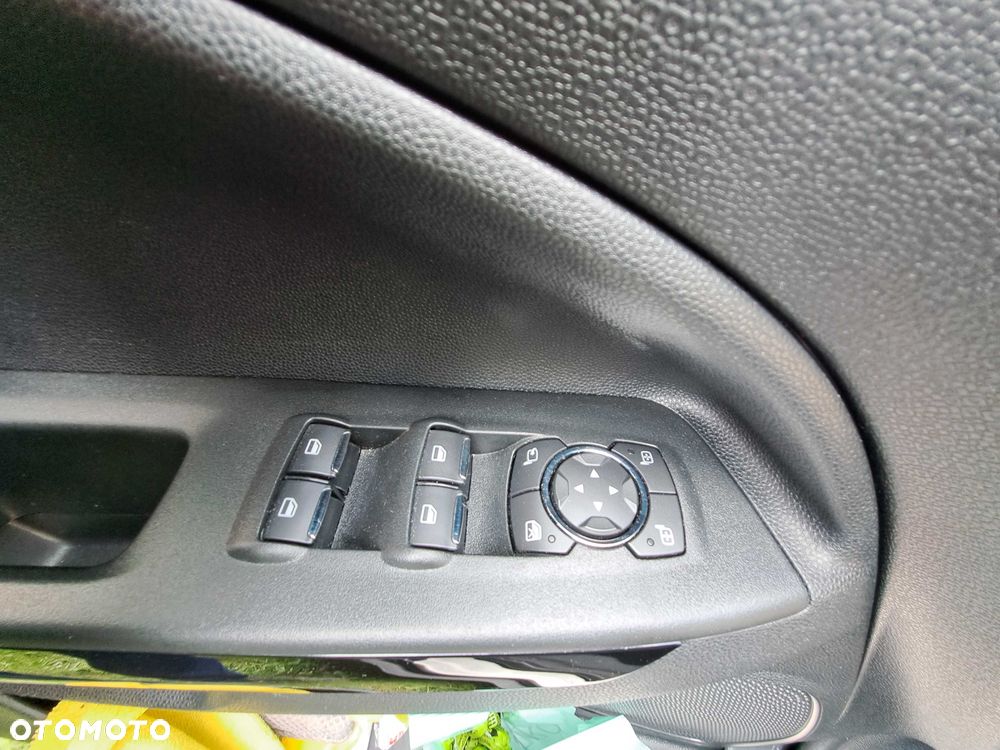 Ford EcoSport - 5