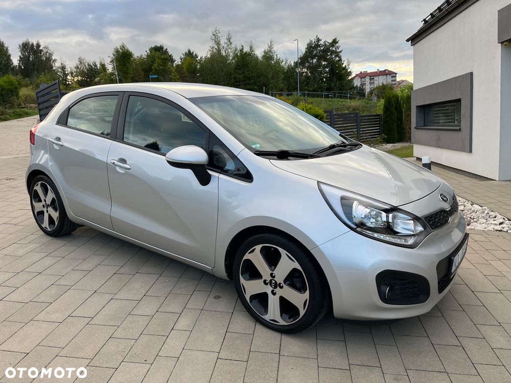 Kia Rio - 1