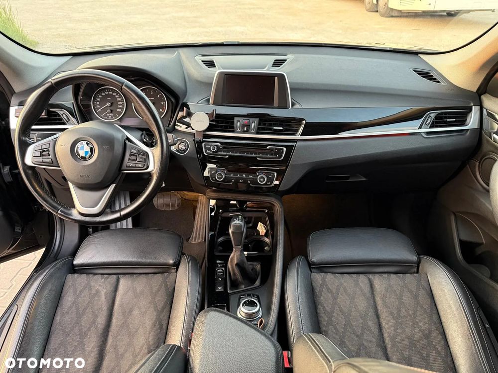 BMW X1 xDrive18d Advantage - 10