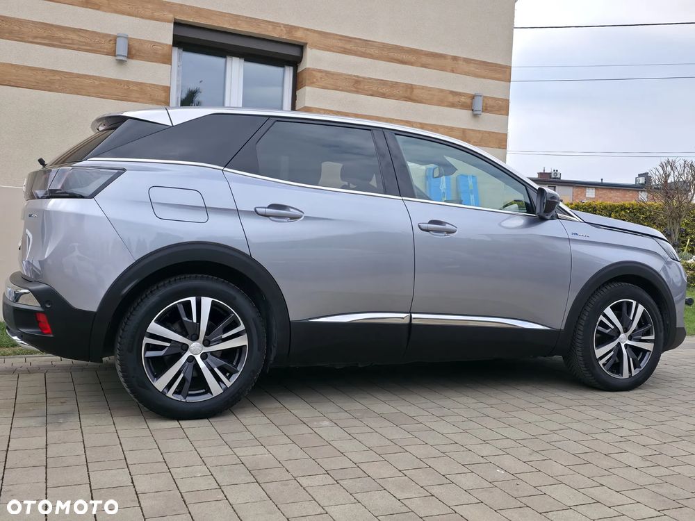 Peugeot 3008 1.6 PureTech Hybrid4 PHEV Allure S&S EAT8 - 8