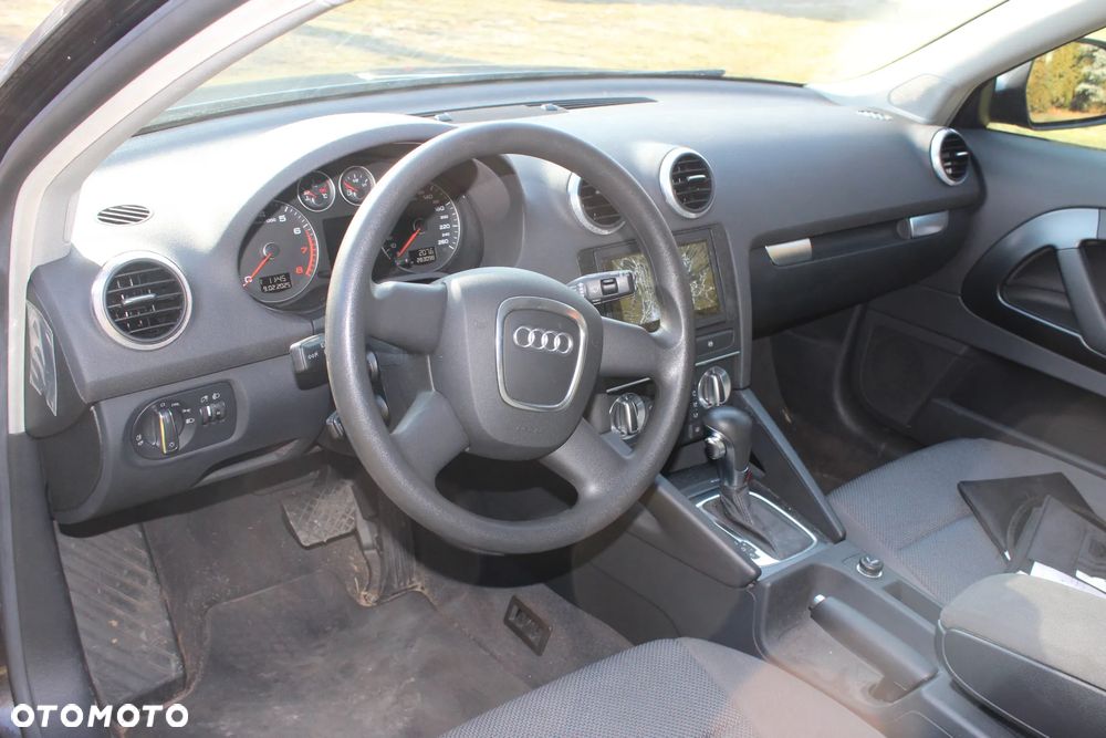 Audi A3 ver-1-4-tfsi-ambition - 8